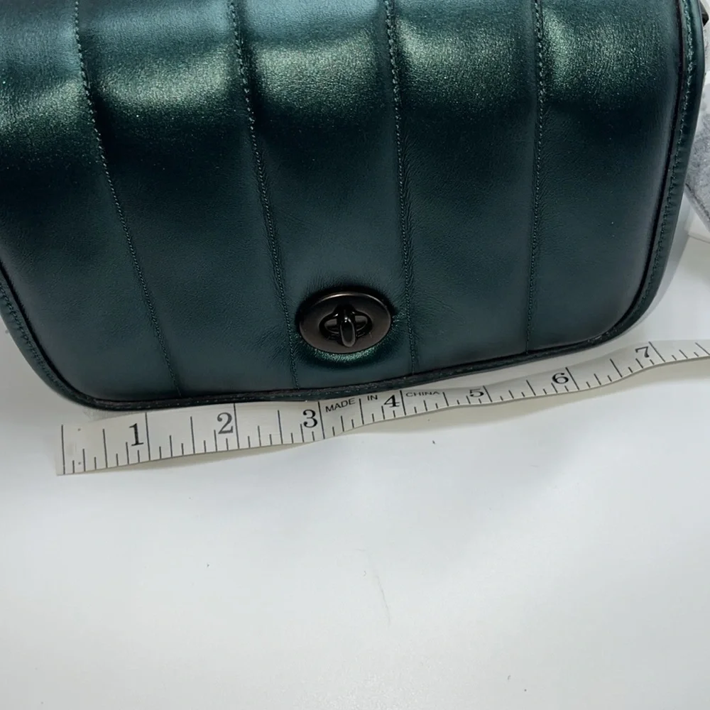 ๐๐ช
NWT COACH DINKY 18 QUILTED BAG IN METALLIC DARK GREEN - Picture 9 of 15